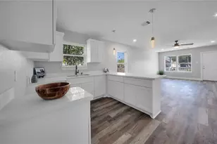 207 E Gulf St, Baytown, TX 77520 - Photo 5