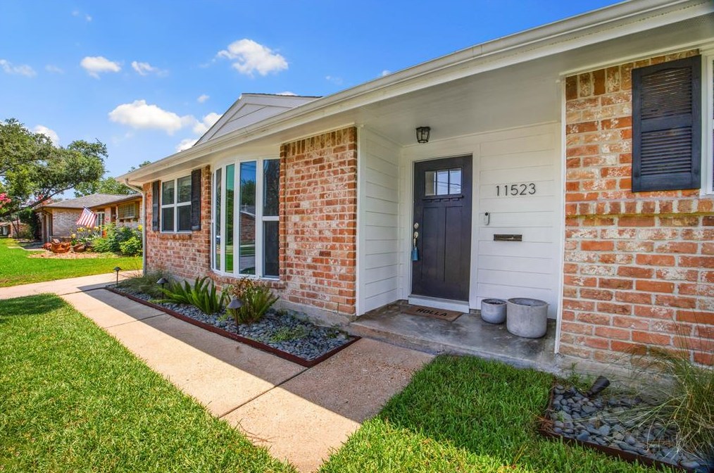11523 Dunlap St, Houston TX  77035-2319 exterior