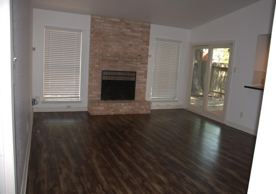 19 Woodtimber Ct, Spring TX  77381-2701 exterior