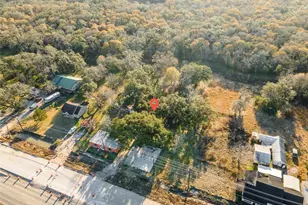 1014 S Columbia Dr, West Columbia, TX 77486 - Photo 9