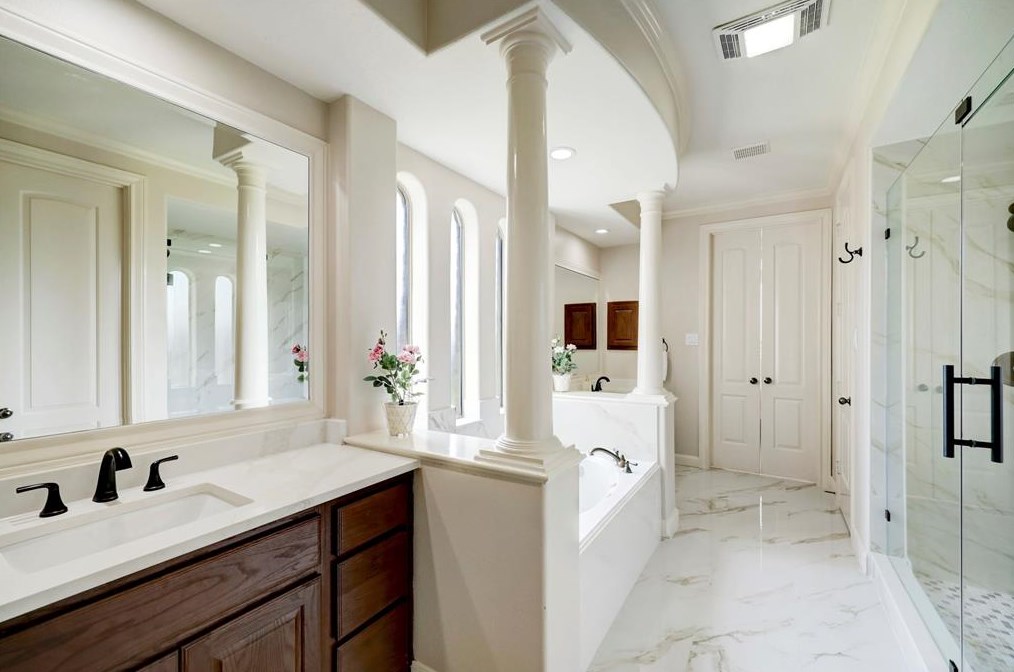 103 Trudeau Ln, Sugar Land TX 77498-6354 exterior