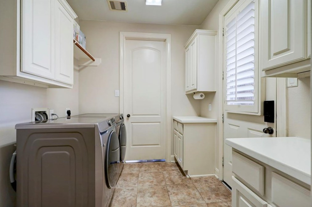 103 Trudeau Ln, Sugar Land TX 77498-6354 exterior