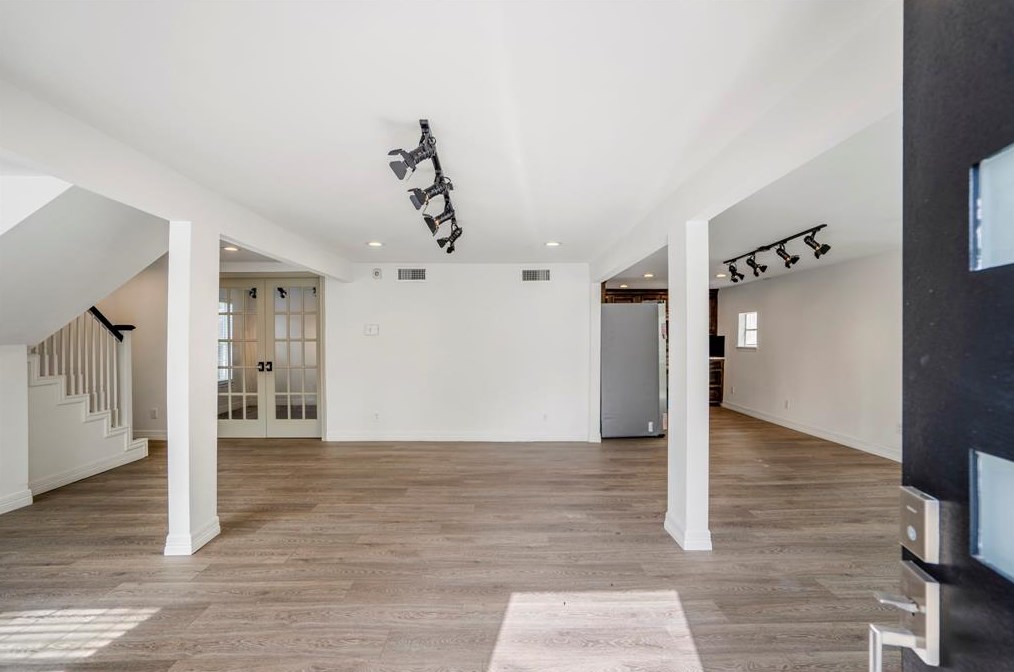 2520 Barbee St, Houston TX  77004-5280 exterior