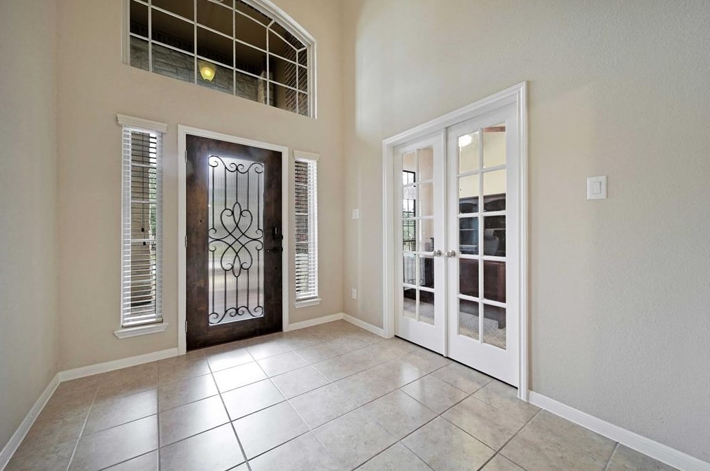 18919 Cove Mill Ln, Cypress TX  77433-3387 exterior