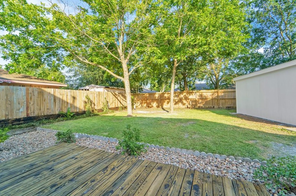 10910 Sageorchard Ln, Houston TX  77089-3918 exterior