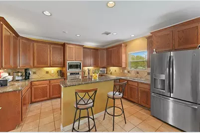 6107 S Arrowana Lane, Houston, TX 77036 - Photo 11