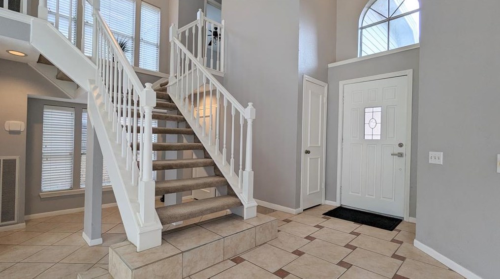 16015 Sunbeam River Dr, Houston TX  77084-2962 exterior
