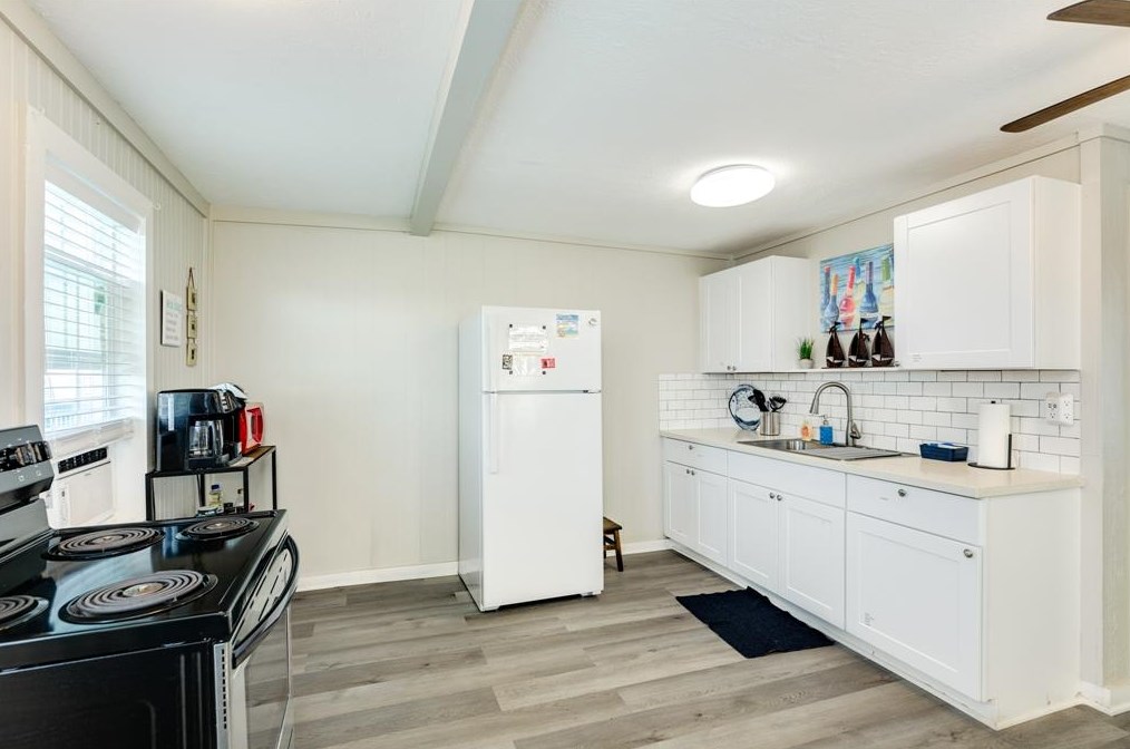 309 Ft Velasco, Jones Creek TX  77541-7204 exterior