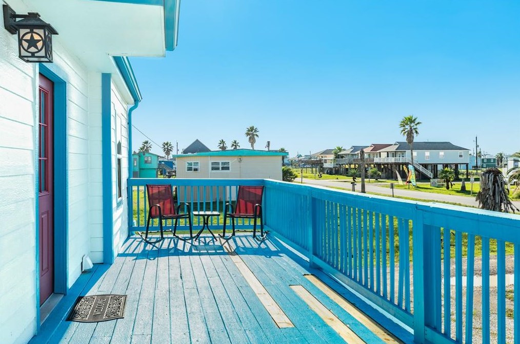 309 Ft Velasco, Jones Creek TX  77541-7204 exterior