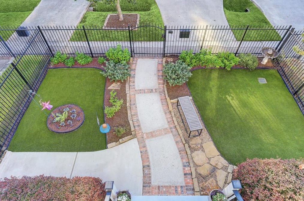 1536 Waverly St, Houston TX  77008-4149 exterior