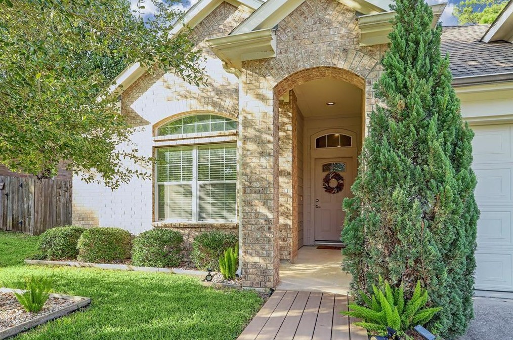 119 Star Ridge Cir, Spring TX  77382-1464 exterior