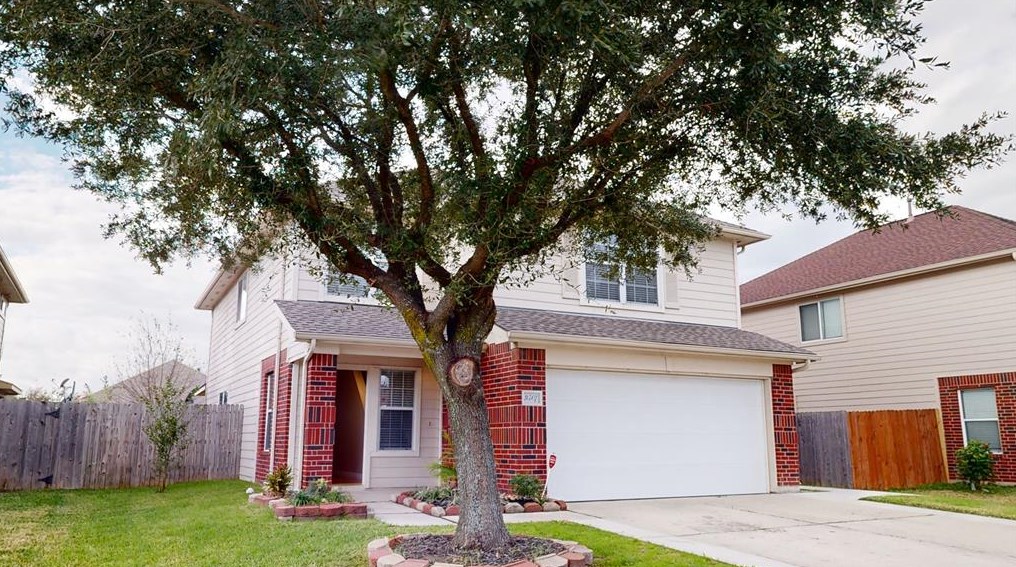 9507 Deep Valley Dr, Houston TX  77044-1537 exterior