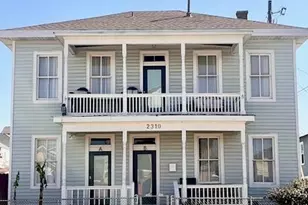 2310 33rd St, Galveston, TX 77550 - Photo 1