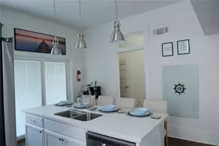 2310 33rd St, Galveston, TX 77550 - Photo 5