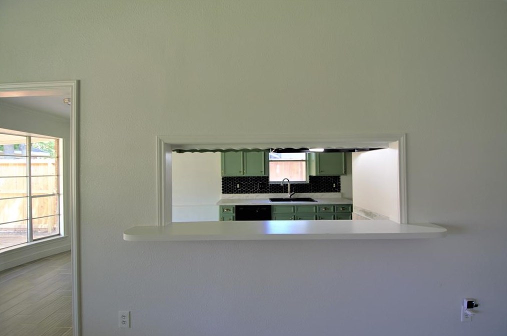 16323 Autumn Wind Dr, Houston TX  exterior