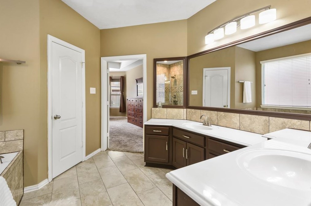 5115 Laura Lee Ln, Pasadena TX 77504-2385 exterior