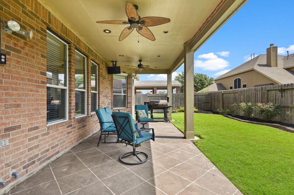 5115 Laura Lee Ln, Pasadena TX 77504-2385 exterior