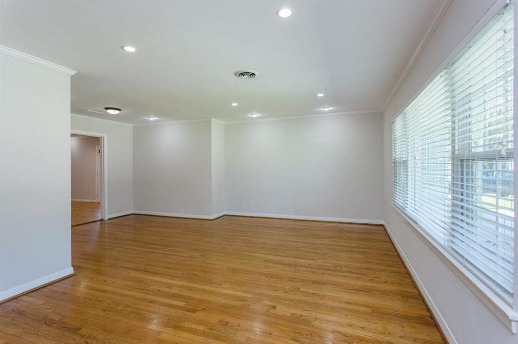 2807 Prescott St, Houston TX  77025-2618 exterior