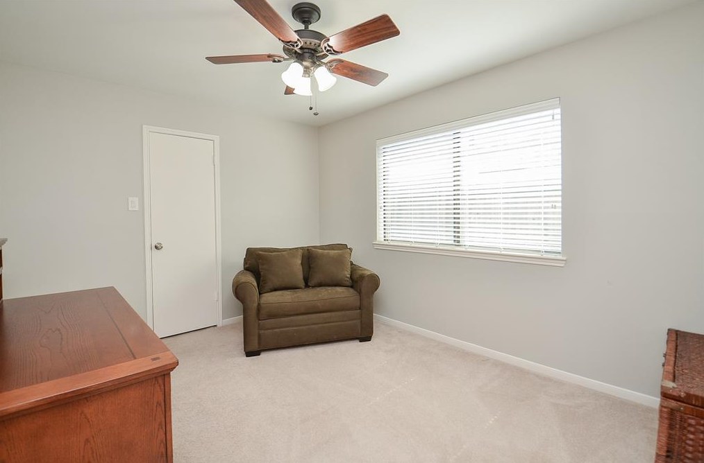 12107 Olympia Dr, Houston TX  77042-2817 exterior