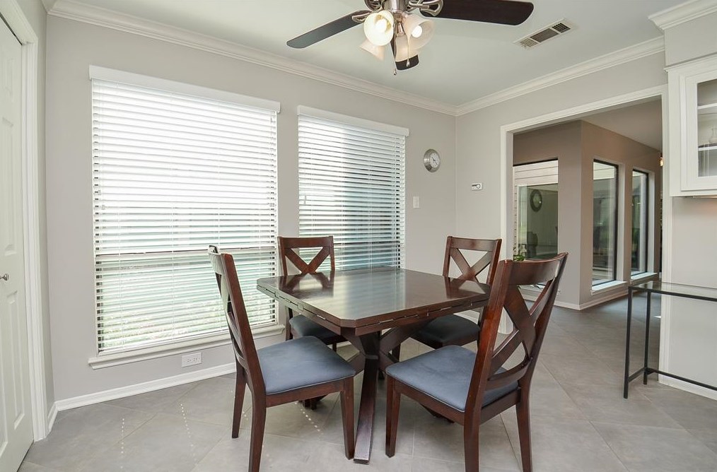 12107 Olympia Dr, Houston TX  77042-2817 exterior