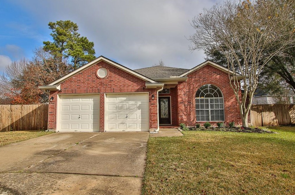 25215 Aughton Dr, Spring TX  77389-5405 exterior