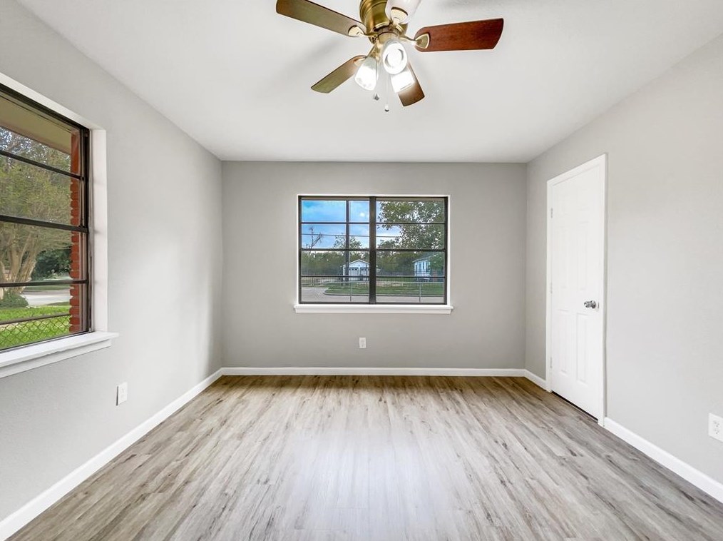 5535 Crane St, Houston TX  77026-4012 exterior