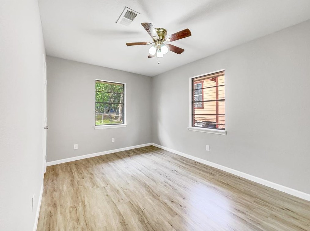 5535 Crane St, Houston TX  77026-4012 exterior
