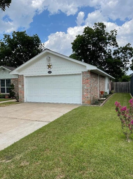 8610 Havner Ct, Houston TX  77037-2930 exterior