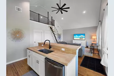 1021 Sunset Circle W, Crystal Beach, TX 77650 - Photo 23