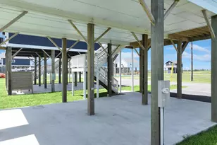 1021 Sunset Circle W, Crystal Beach, TX 77650 - Photo 13