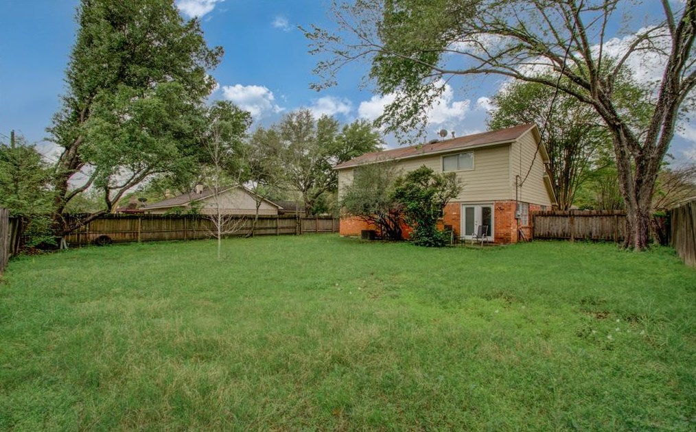 15910 Timber Vly Dr, Houston TX 77070-1969 exterior