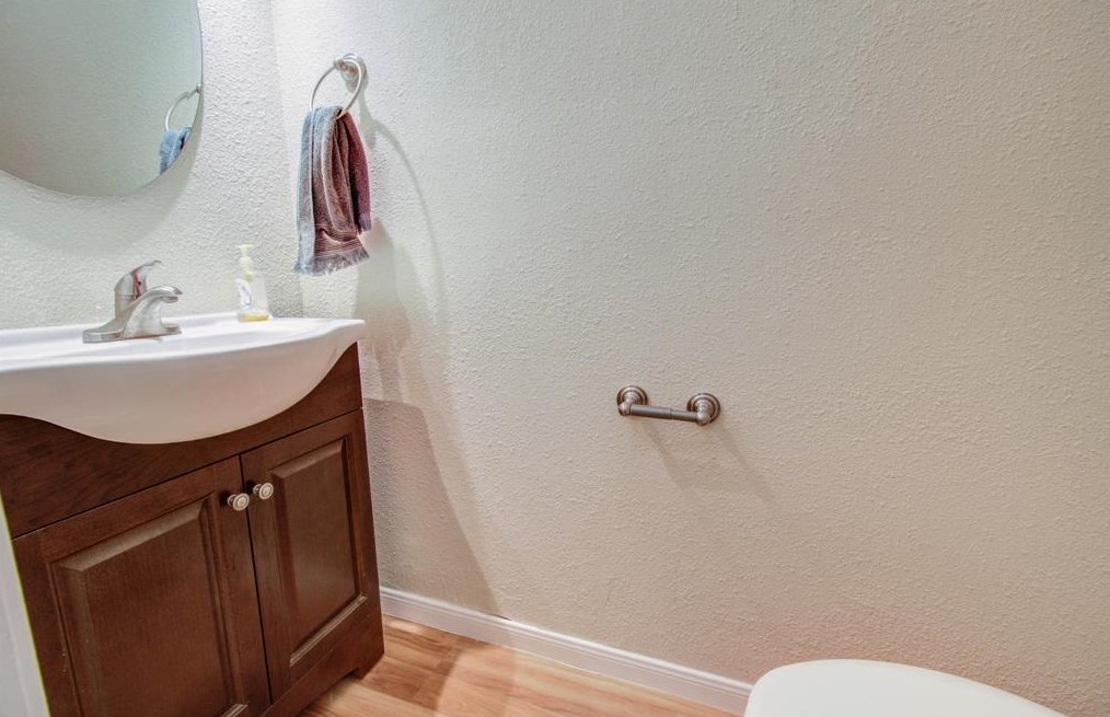 15910 Timber Vly Dr, Houston TX 77070-1969 exterior