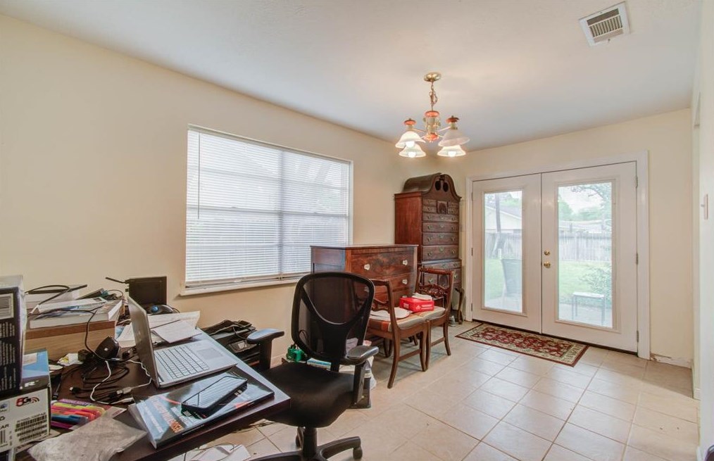 15910 Timber Vly Dr, Houston TX 77070-1969 exterior