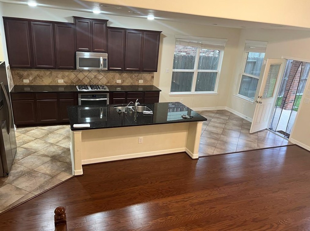 19811 Summit Crest Ct, Cypress TX  77433-3997 exterior