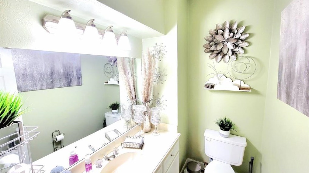 15218 Ripplewind Ln, Houston TX 77068-1930 exterior