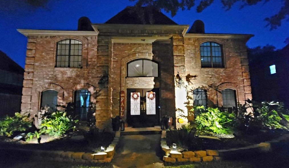 15218 Ripplewind Ln, Houston TX 77068-1930 exterior