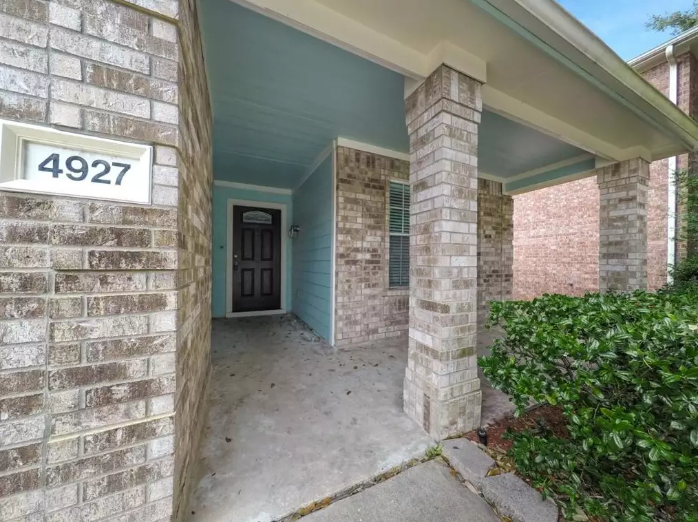 4927 Deep Glen Ln, Katy TX  77449-5917 exterior