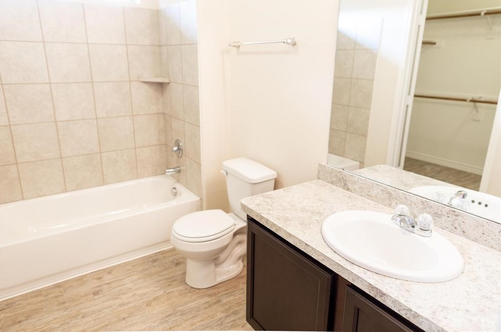 6321 Hogue St, Houston TX  77087-6413 exterior