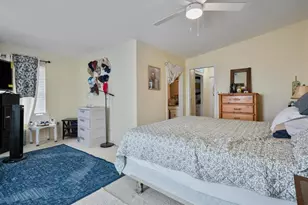 12802 Bermuda Beach Dr, Galveston, TX 77554 - Photo 15