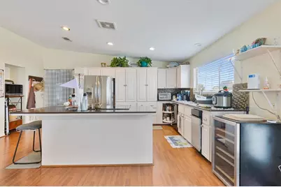 12802 Bermuda Beach Drive, Galveston, TX 77554 - Photo 5