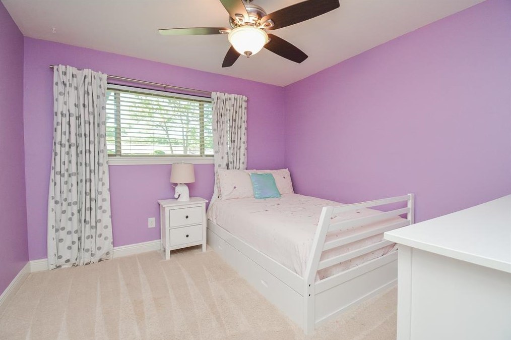 6026 Yarwell Dr, Houston TX  77096-5330 exterior