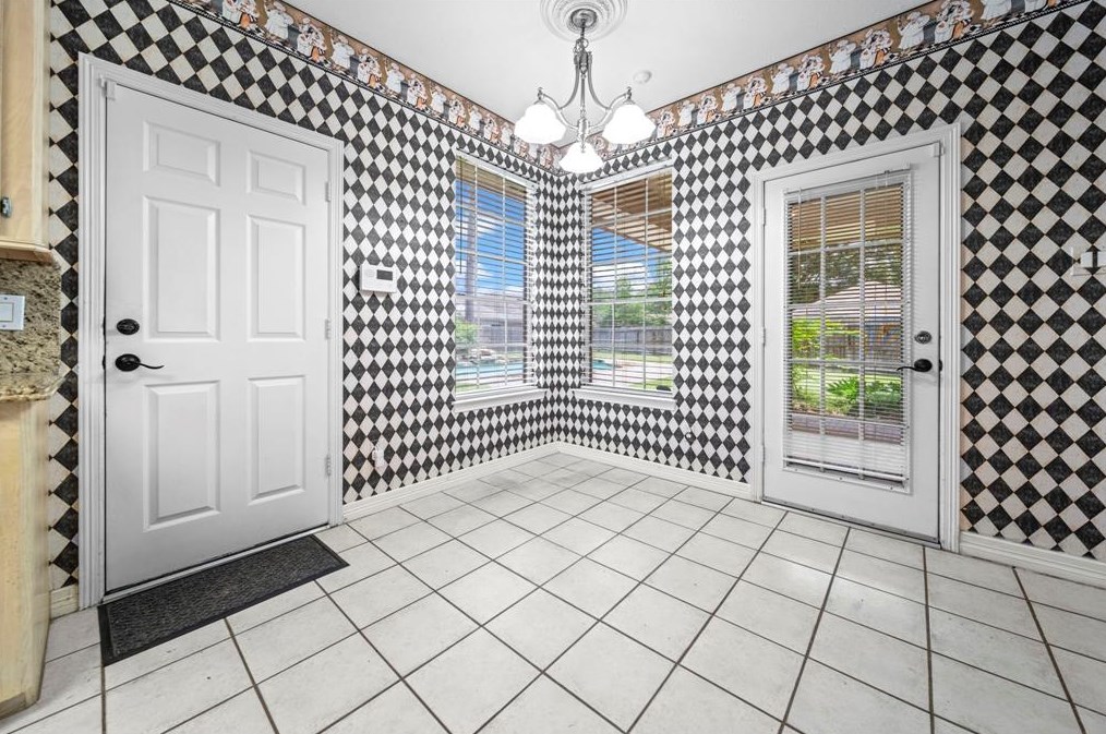 10730 Crestfield Ct, Houston TX  exterior