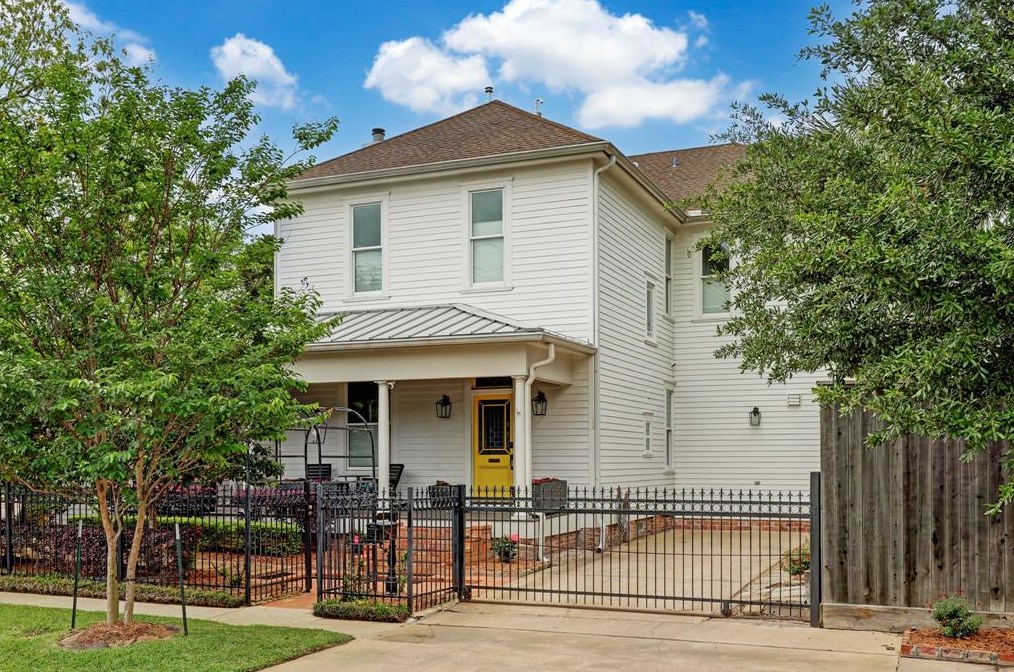 701 Oxford St, Houston TX  77007-1608 exterior