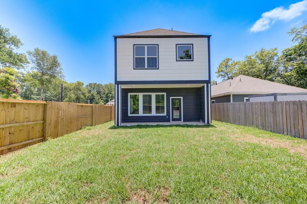 5517 Kittridge, Houston TX  77028-3033 exterior