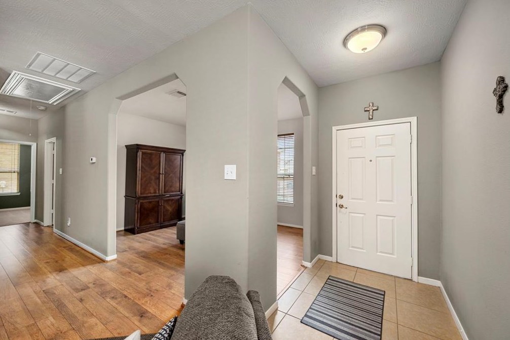 21710 Willow Spur Ct, Tomball TX  77375-3299 exterior