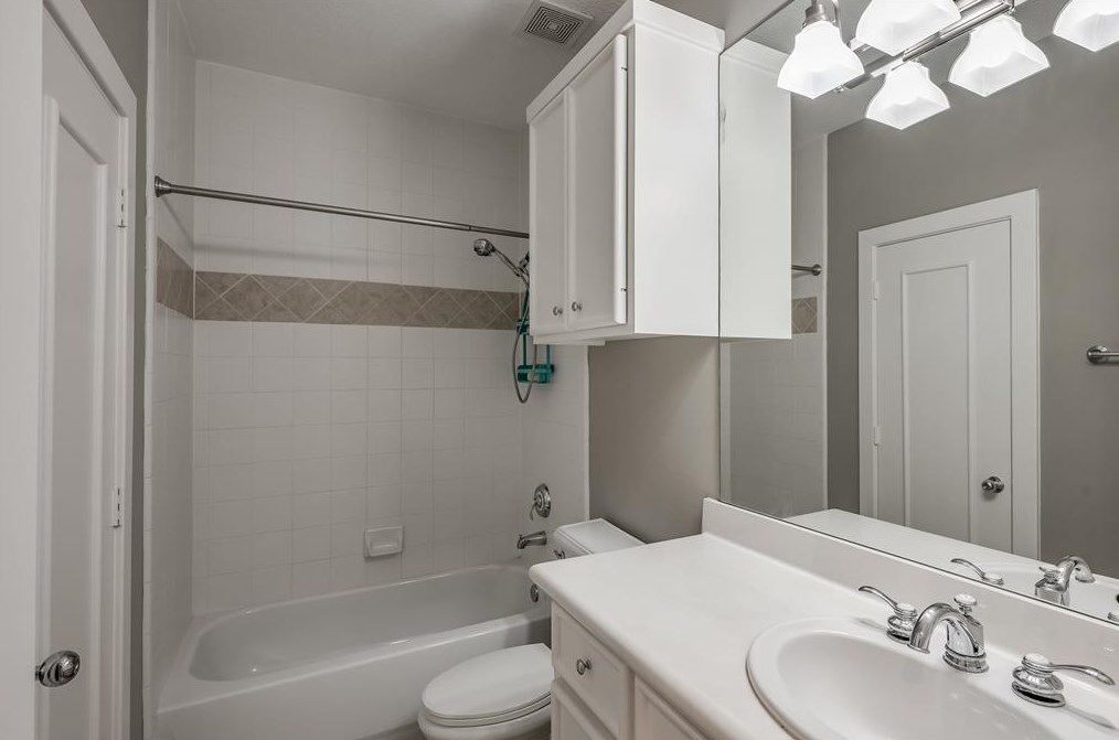 3505 Bradford St, Houston TX  77087-4403 exterior