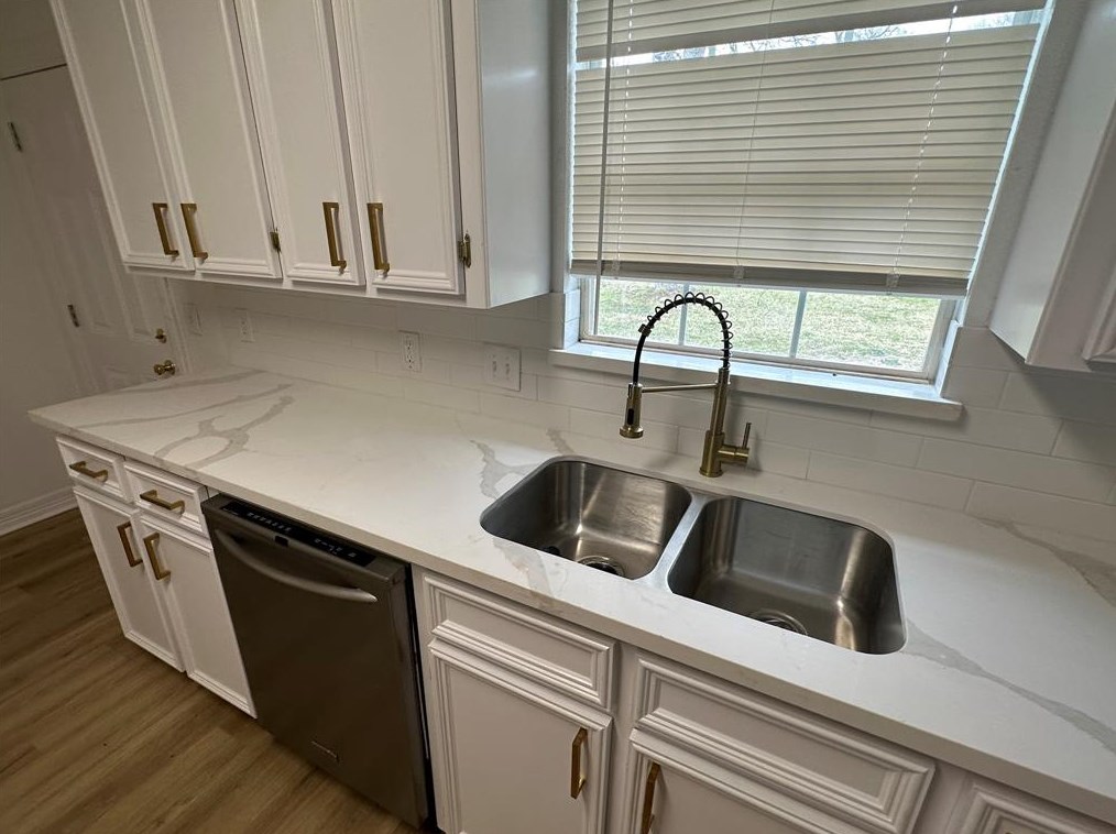 4831 Carmen St, Houston TX  77033-4103 exterior