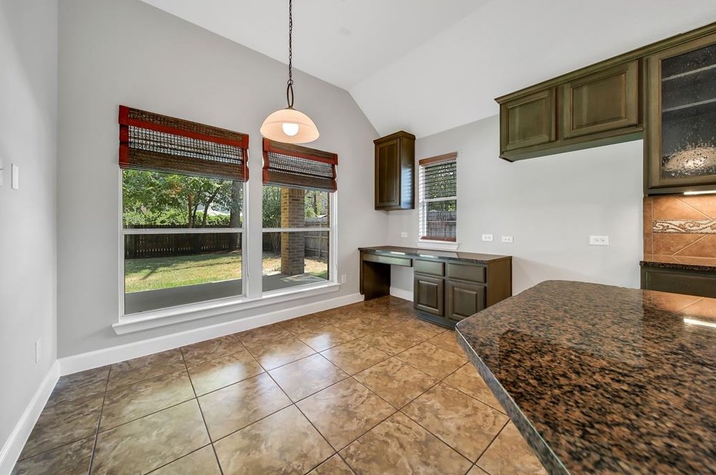 1043 Chamboard Ln, Houston TX  77018-3210 exterior