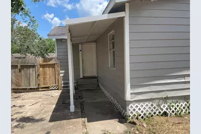 905 N Arcola Street, Angleton, TX 77515 - Photo 15