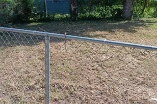 905 N Arcola St, Angleton, TX 77515 - Photo 17